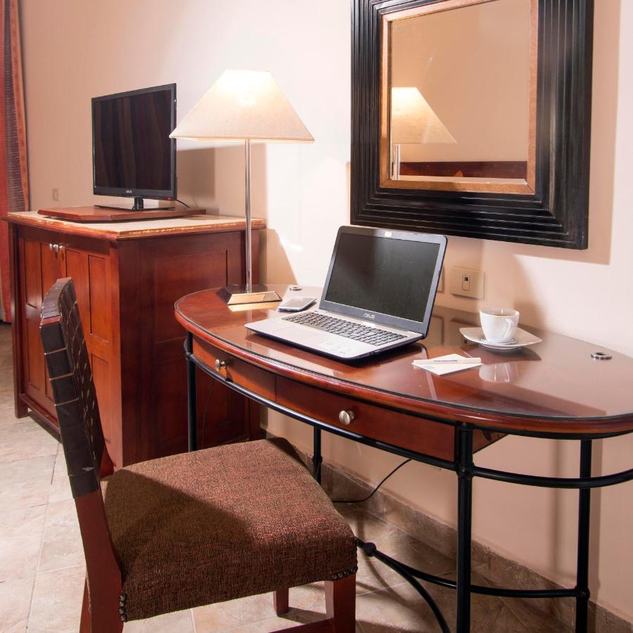Swiss Inn Plaza Hotel 6th of October City Ngoại thất bức ảnh