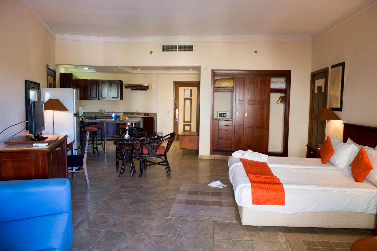 Swiss Inn Plaza Hotel 6th of October City Ngoại thất bức ảnh