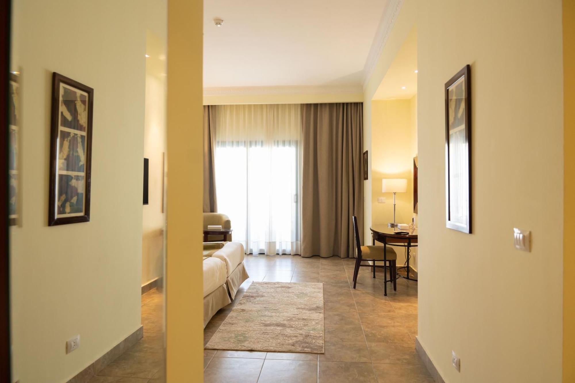 Swiss Inn Plaza Hotel 6th of October City Ngoại thất bức ảnh