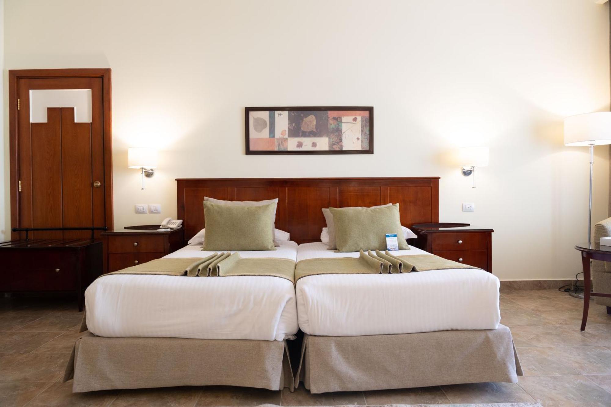 Swiss Inn Plaza Hotel 6th of October City Ngoại thất bức ảnh